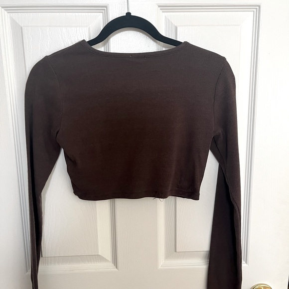 Garage crop top - Picture 2 of 2